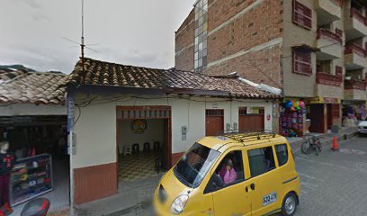 Droguería Famisalud La Ceja