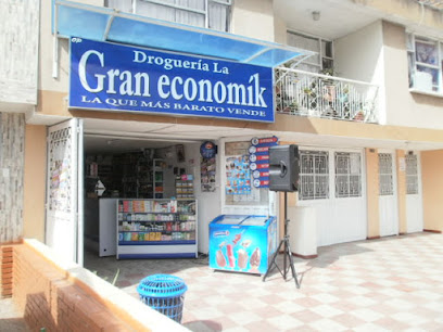 DOMICILIO INYECTOLOGIA SOGAMOSO FARMACEUTICOS A DOMICILIO, CANALIZACION, INYECTOLOGIA I.M I.V ATENCION A PACIENTES EN CASA.