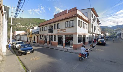 Droguería Farma Luz