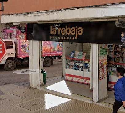 la rebaja No. 2 DROGUERIA Calle Real Pamplona