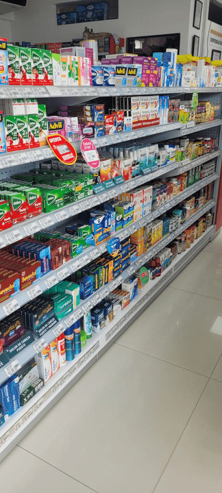 la rebaja Plus No. 1 DROGUERIA Y MINIMARKET Avenida 20 de Jullio San Andres