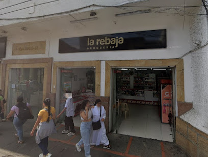 la rebaja No. 1 DROGUERIA Plaza de Mercado San Gil