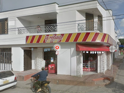 la rebaja Plus No. 1 DROGUERIA Y MINIMARKET Antiguo mercado Corozal